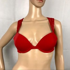 3 Victoria's Secret bras